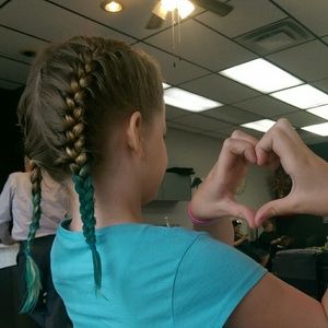 Meet your Posher, Ashley